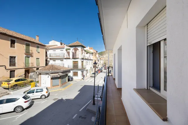 !!Fantástica vivienda en Huetor Santillán junto Ayuntamiento!! — 10