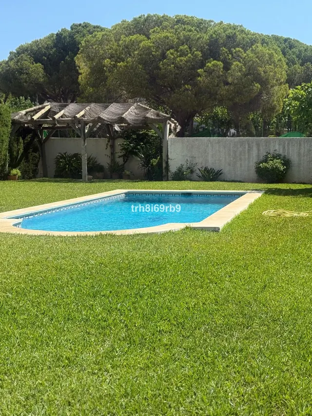 Chalet 4 habitaciones 203m² en venta - Costa Del Sol - foto 2