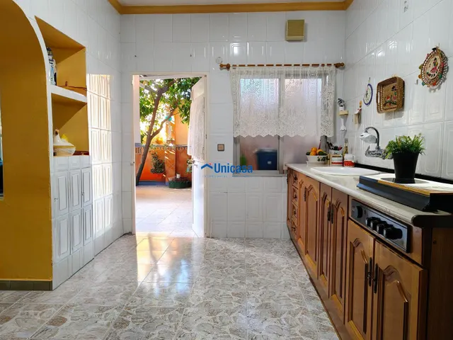 Casa mata en una sola planta con amplio garaje y precioso patio andaluz en el tomillar — 35