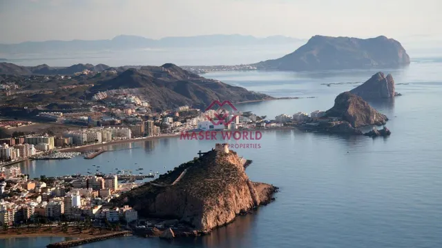 COMPLEJO RESIDENCIAL DE OBRA NUEVA EN AGUILAS — 11