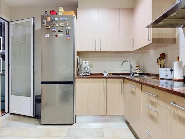 Casi 100 m2 y cuatro habitaciones en los primeros números de Zabaleta. Casi nada. — 11