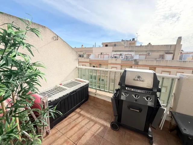 Encantador apartamento bien distribuido con balcón orientado - foto 5