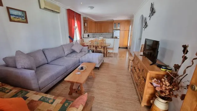 Villa 3 habitaciones 80m² en venta - Urbanizaciones — 2