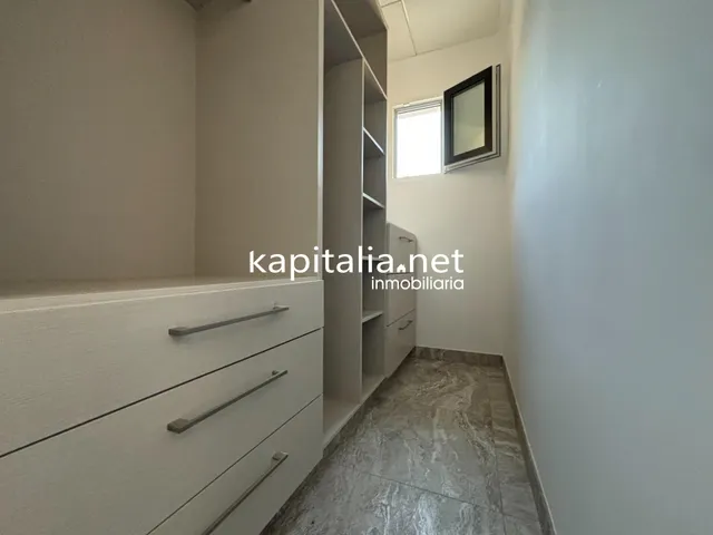 Chalet a la venta en Gaianes — 24