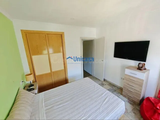 Piso de 3 dormitorios con terraza en ciudad jardín — 3