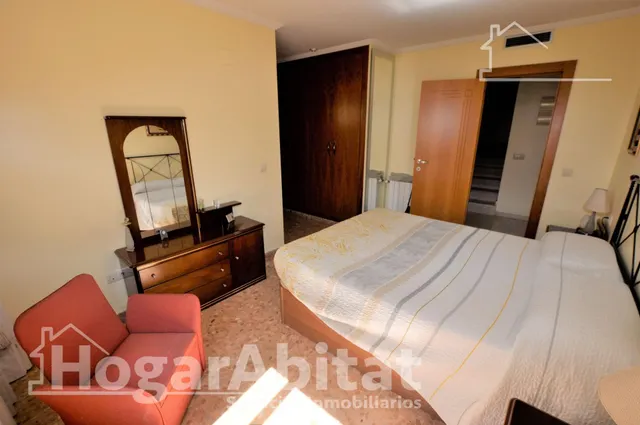 Casa seminueva con garaje, terraza y ascensor — 29