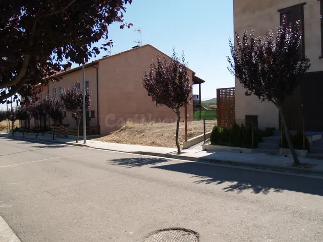 VENDO SOLAR PARA CONSTRUIR VIVIENDA EN ALCALA DE MONCAYO - foto 4