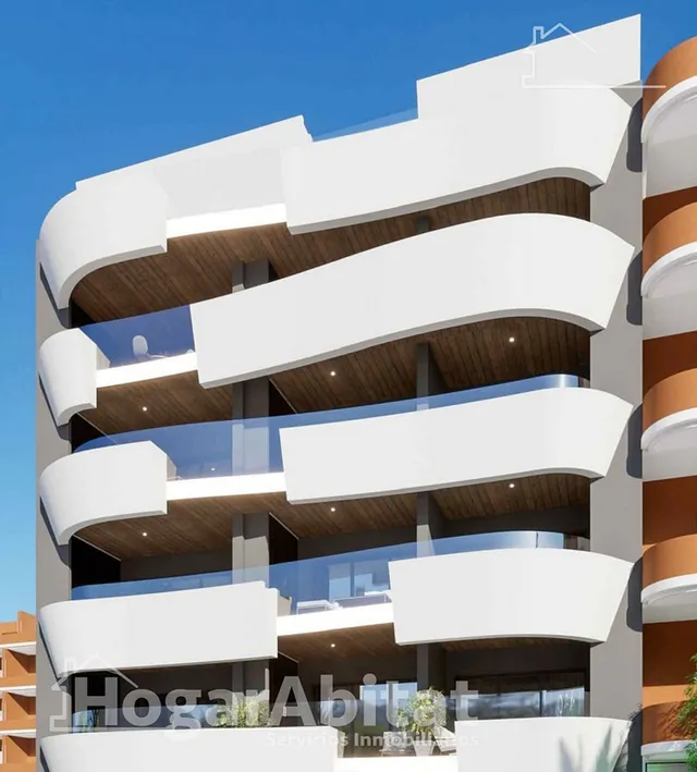 Obra nueva con piscina y garaje muy cerca de la playa — 8