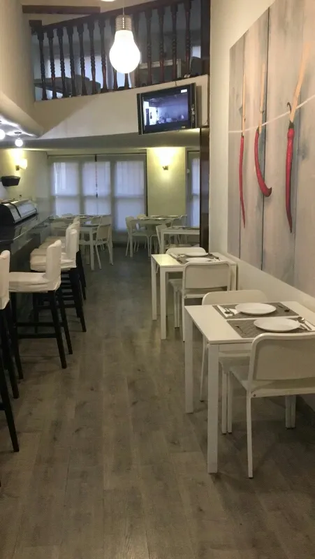 BAR A LA VENTA EN ZONA CENTRO DE ALMANSA — 9