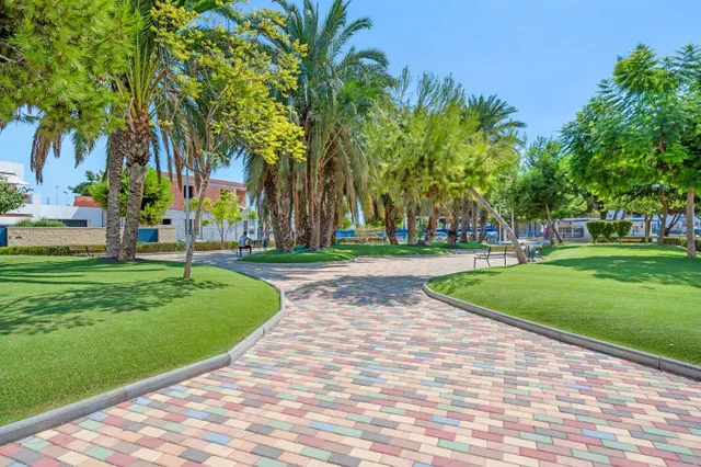 APARTAMENTO DE 3 DORMITORIOS Y 2 BAÑOS EN SAN PEDRO DEL PINATAR (MURCIA) — 38