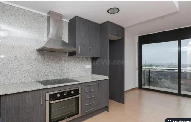 PISO OCUPADO 1 HABITACIÓN, PLANTA 2 CON ASCENSOR, BALCÓN, CA - foto 3