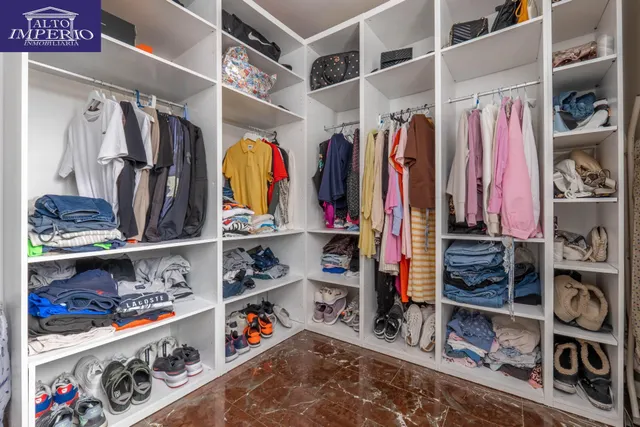 Encantadora Casa Reformada en Ogijares con Vistas y Espacios para Disfrutar — 19