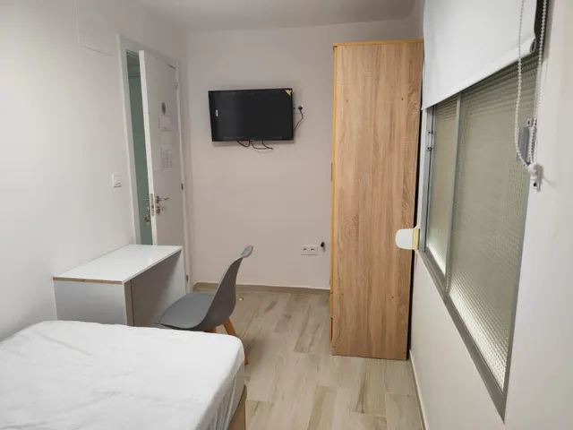 PISO EN VENTA ALQUILADO 2360€/MES - LOS ANGELES — 8