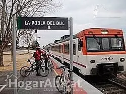 Muy amplio y esquinero con garaje y ascensor, todo amueblado y cerca del centro — 46