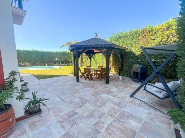 Villa 4 habitaciones 225m² en venta - Sierra cortina — 8