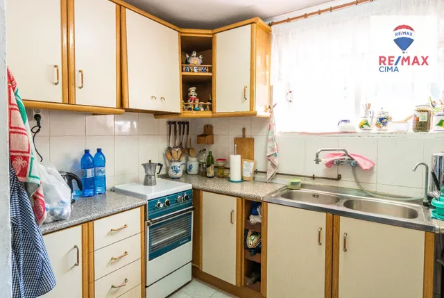 DOS CASAS MAS PARCELA DE 900  METROS — 30