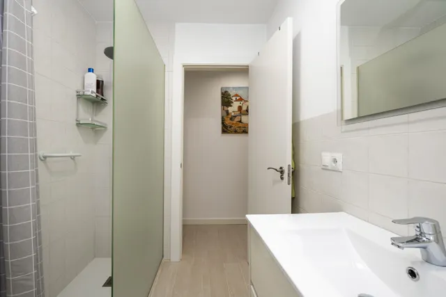 ESPECTACULAR PISO DE 4 DORMITORIOS EN PEDRO ANTONIO DE ALARCÓN 9 — 19