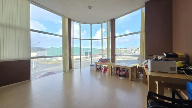 Nave industrial 375m² en venta - Castro - foto 2