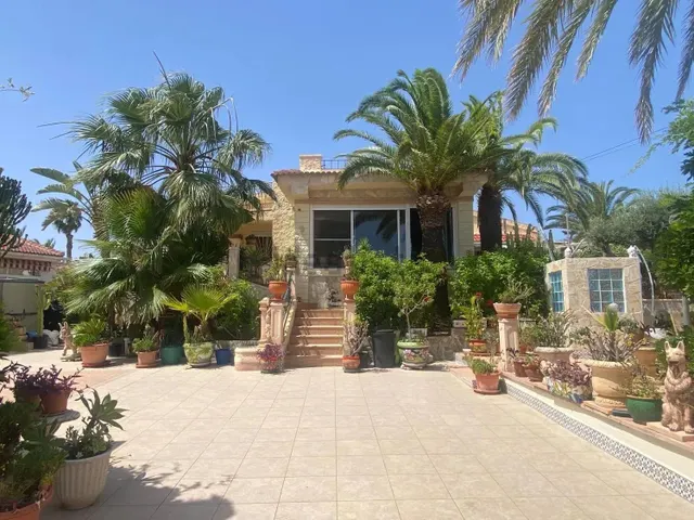 Chalet independiente de planta única con piscina privada, placas solares y vistas al mar en Rojales / Vega Baja — 22