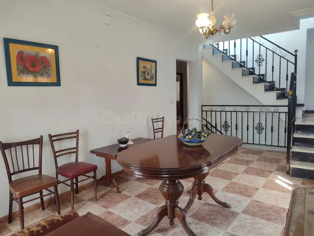 Casa de 4 dormitorios con garaje . Ideal inversores ¡¡¡ - foto 2