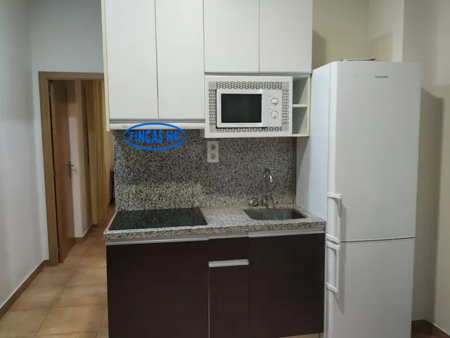 Edificio de ocho viviendas en pleno centro de Alicante. — 46