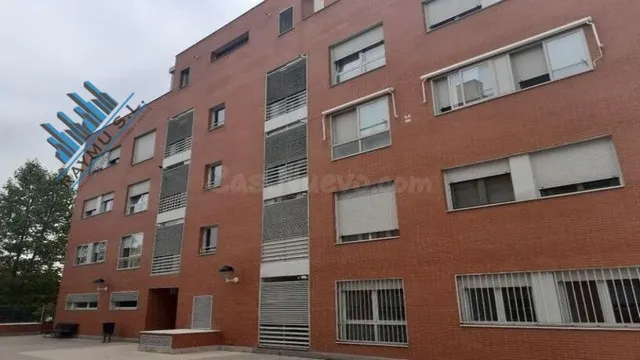 Plaza de garaje en venta – Torrejón de Ardoz (Madrid) - foto 2