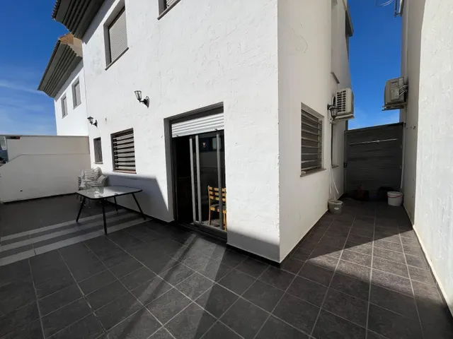 CHALET PAREADO PLAYA DE GANDIA — 10