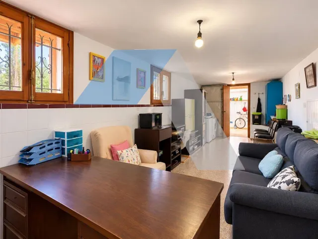 Chalet en parcela urbana con piscina privada en san vicente del raspeig — 42