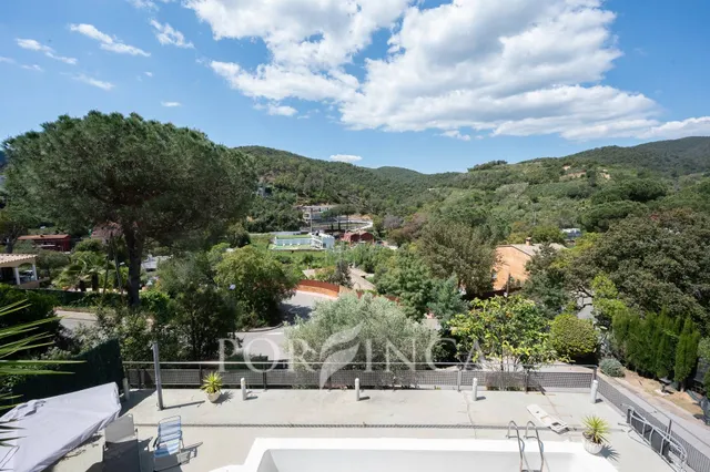 Encantadora villa con piscina y vistas panorámicas en Calonge Costa Brava — 12