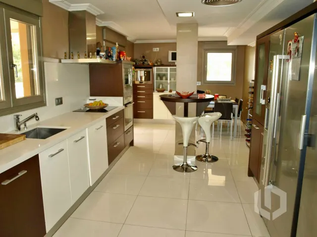 Chalet de lujo y dos adosados individuales. Oferta Única! — 12