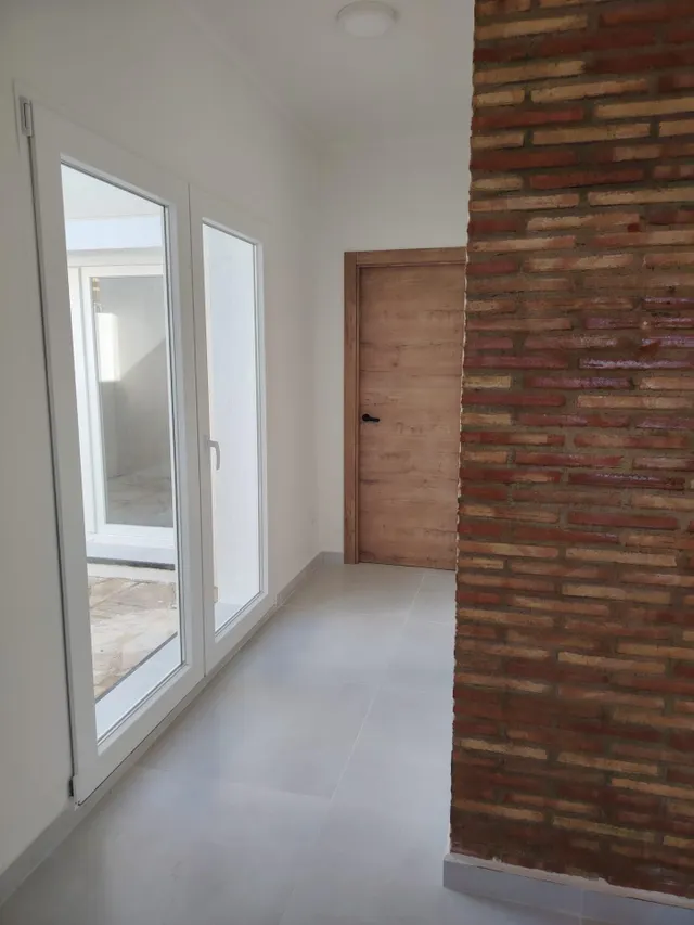 Chalet reformado situado a 2 km de la población — 13