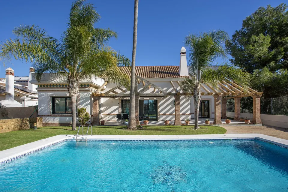 Chalet 5 habitaciones 550m² en venta - Riviera del sol