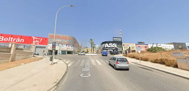 NAVE INDUSTRIAL EN VENTA EN EL PINILLO, TORREMOLINOS - foto 3