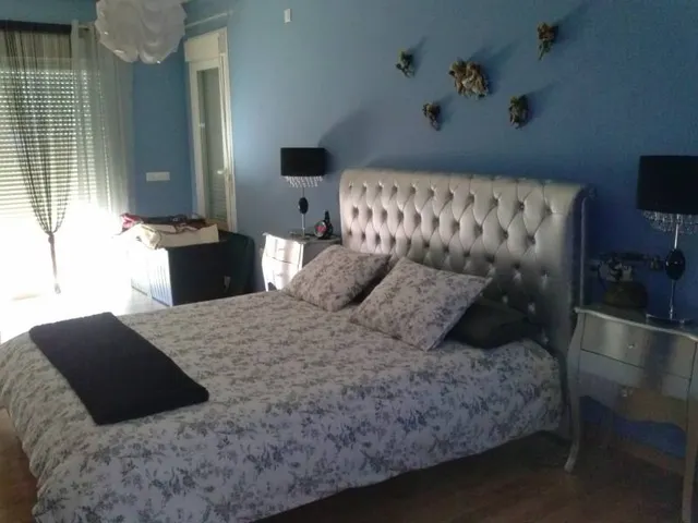 chalet en zona del colegio elians — 12