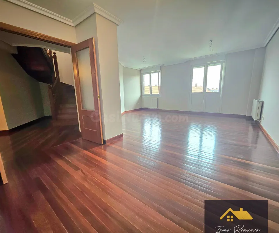 Se vende Ático Dúplex en Kabiezes con doble entrada