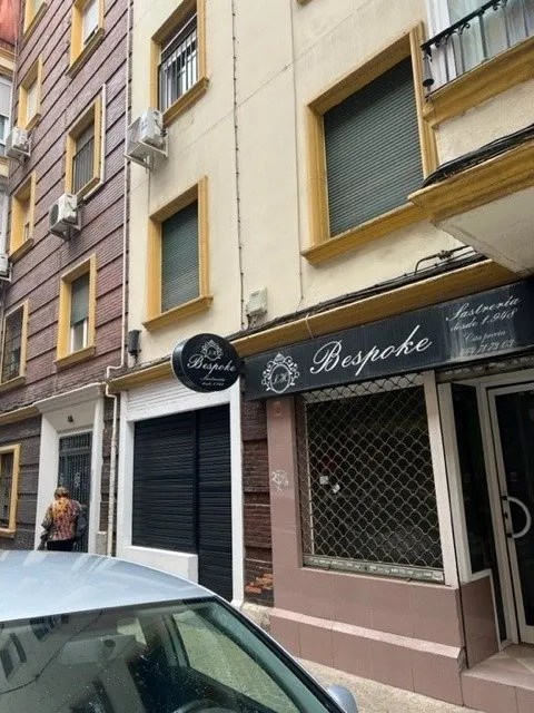 LOCAL UBICADO EN EL BARRIO DE LOS REMEDIOS — 4