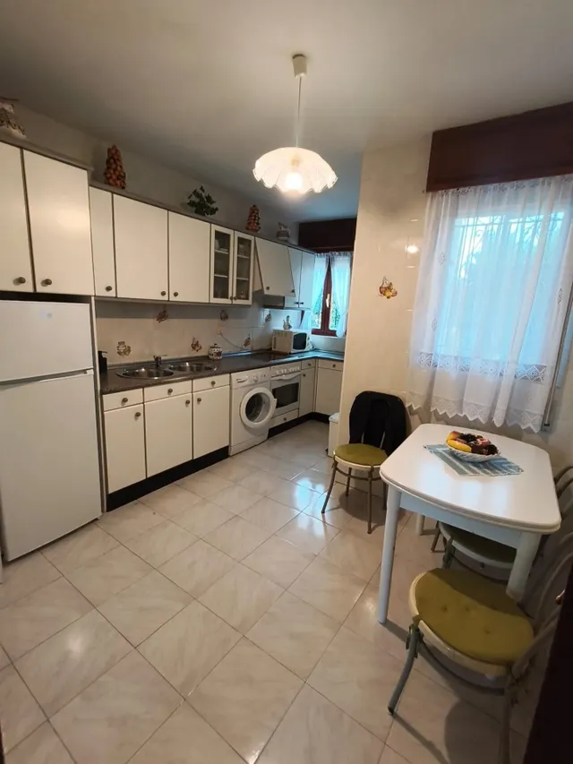 Amplia Casa en Melgar de Fernamental con Jardín y Terraza — 19