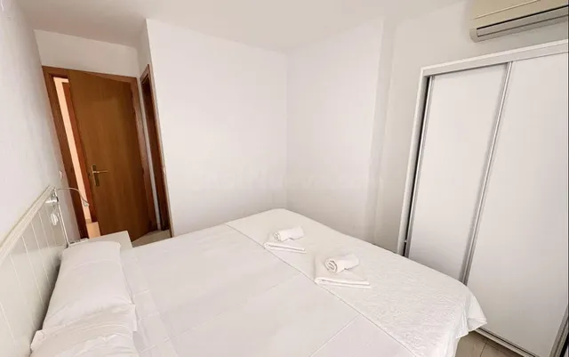 Espectacular ático en venta con gran terraza en Los caños de - foto 4