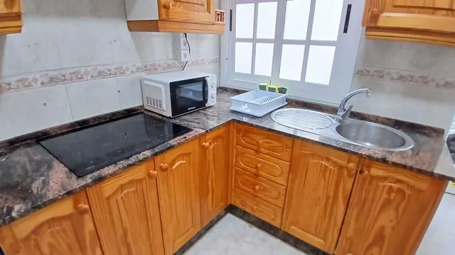 Se alquila Habitación  zona Miller Bajo. — 12