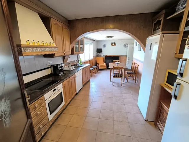 Villa 6 habitaciones 236m² en venta - Ayuntamiento — 6