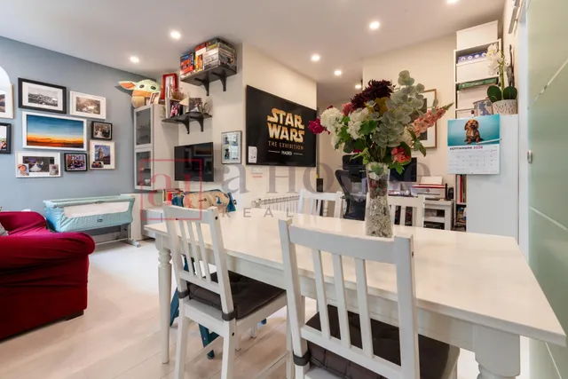 PISO PARA ENTRAR A VIVIR EN EL BARRIO DE TRAFALGAR — 3
