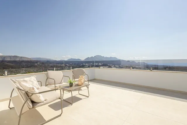 Villa 3 habitaciones 165m² en venta - Casco urbano — 27