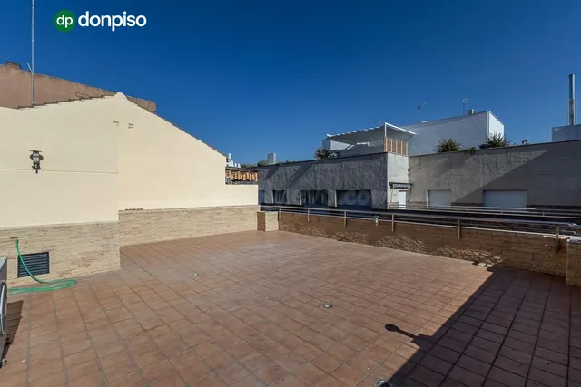 Ático dúplex junto Alhamar con 2 garajes y 2 trasteros — 4