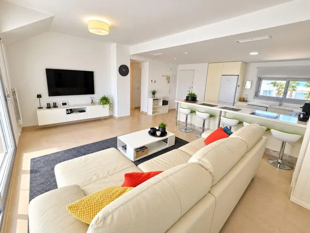 MODERNO APARTAMENTO CON GRAN TERRAZA Y SOLÁRIUM PRIVADO EN V - foto 5