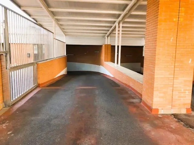 PARKING EN PONFERRADA — 5