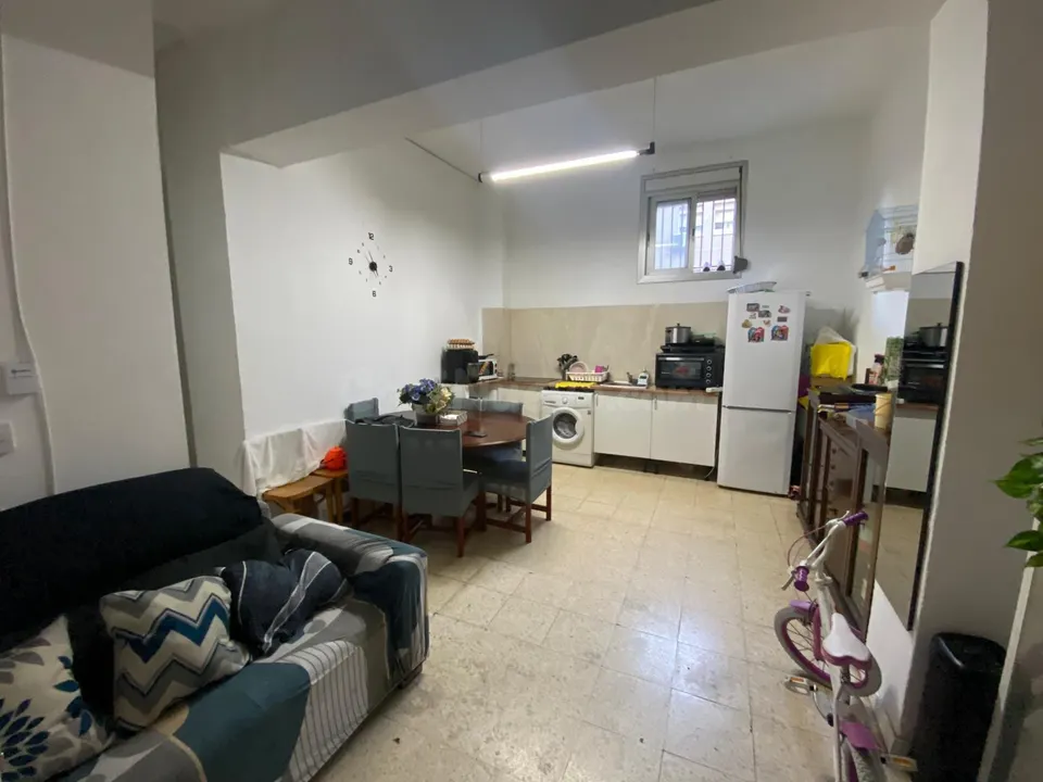 LOCAL EN LA ZONA DE LOS MERINALES (SABADELL)