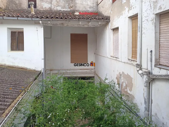 GRAN CASA EN VENTA EN AIELO DE MALFERIT — 32