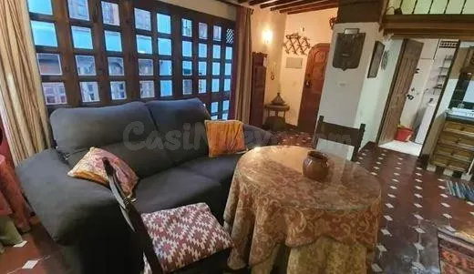 SE ALQUILA ACOGEDOR ESTUDIO, EN ZONA DE PLAZA NUEVA — 4