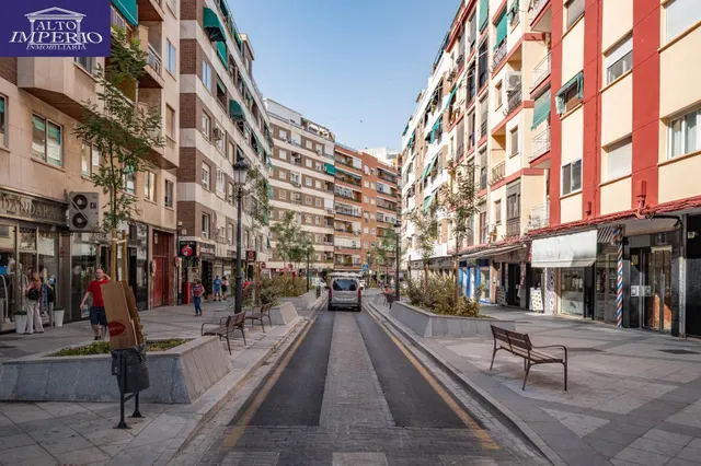 Impresionante piso en el centro de Granada. — 2