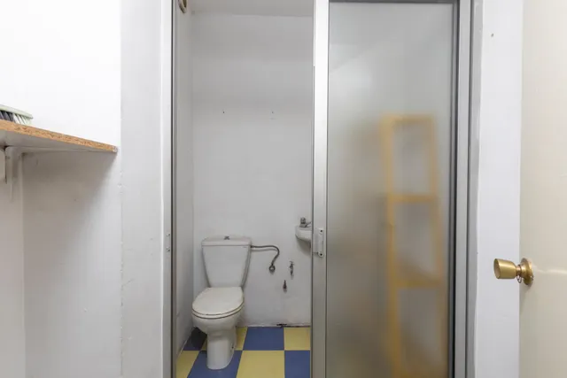 Local comercial en venta en calle agustina de aragón — 14